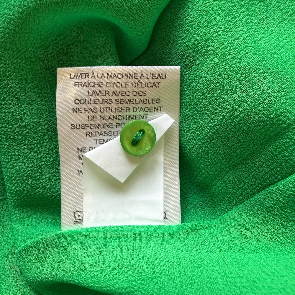 Carolina Belle Green Ruffle Neck Floral Blouse Top Size M - Picture 9 of 10
